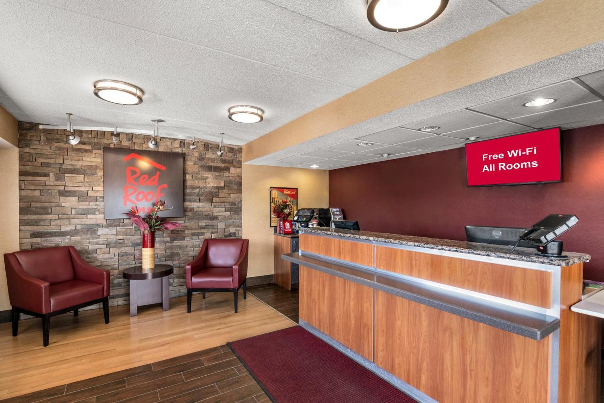 Red Roof Inn Enfield Extérieur photo